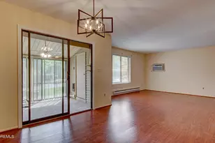 205 Covered Bridge Blvd, Manalapan Township, NJ 07726 - Photo 10
