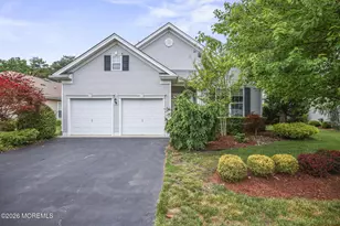 20 Spencer Dr, Jackson, NJ 08527 - Photo 2