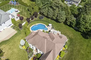 26 Whirlaway Dr, Tinton Falls, NJ 07724 - Photo 90