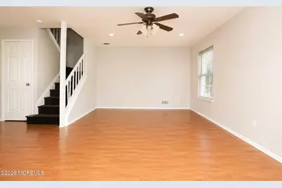 44 Alameda Court, Eatontown, NJ 07724 - Photo 8