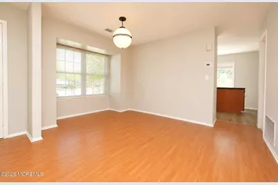 44 Alameda Court, Eatontown, NJ 07724 - Photo 10
