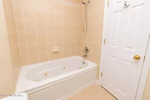44 Alameda Ct, Eatontown, NJ 07724 - Photo 28
