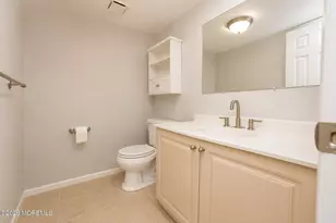 44 Alameda Ct, Eatontown, NJ 07724 - Photo 22
