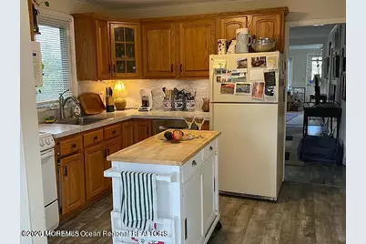 29 Huddy Avenue, Highlands, NJ 07732 - Photo 4