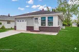 42 Harrington Dr S, Toms River Township, NJ 08757 - Photo 2