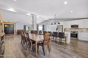 22 Ethan Allen Rd, Freehold, NJ 07728 - Photo 10