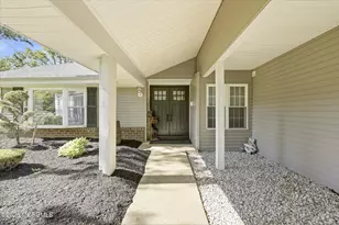 22 Ethan Allen Rd, Freehold, NJ 07728 - Photo 2