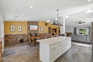 22 Ethan Allen Rd, Freehold, NJ 07728 - Photo 14