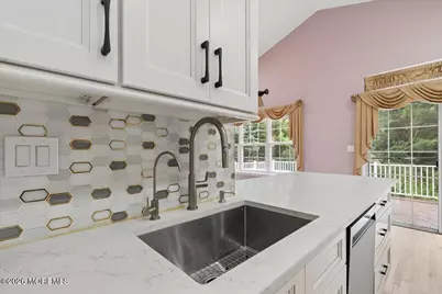 1 Gainsborough Court, Manalapan Township, NJ 07726 - Photo 22