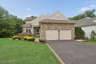 1 Gainsborough Ct, Manalapan Township, NJ 07726 - Photo 10