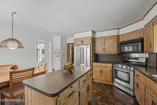 68 Yellow Brick Rd, Wayne, NJ 07470 - Photo 6