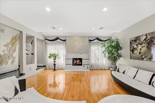 5 Cherry Point Ct, Morganville, NJ 07751 - Photo 10