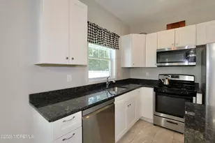 7 Victoria Ln, Neptune Township, NJ 07753 - Photo 6