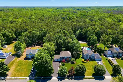 618 Winterberry Boulevard, Jackson, NJ 08527 - Photo 2