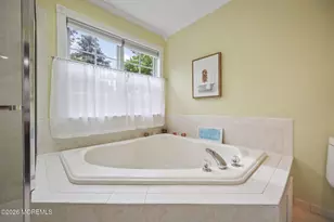 90 Banyan Blvd, Holmdel, NJ 07733 - Photo 24