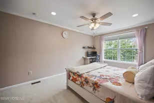 90 Banyan Blvd, Holmdel, NJ 07733 - Photo 30