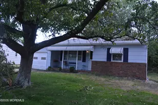 107 Bolingbroke Ct, Toms River Township, NJ 08757 - Photo 26