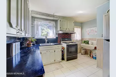 224 Chatham Avenue, Oakhurst, NJ 07755 - Photo 14