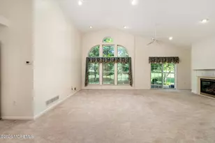 10 Powderhorn Way, Allentown, NJ 08501 - Photo 6