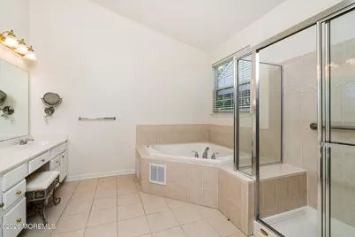 10 Powderhorn Way, Allentown, NJ 08501 - Photo 16
