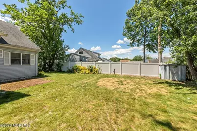 5 Redwood Terrace, Hazlet Township, NJ 07730 - Photo 30
