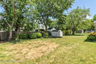 5 Redwood Terrace, Hazlet Township, NJ 07730 - Photo 32
