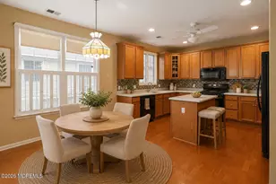 9 Kensington Ct, Holmdel, NJ 07733 - Photo 8