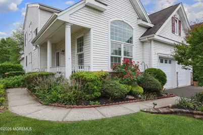9 Kensington Court, Holmdel, NJ 07733 - Photo 2