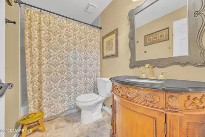 12 Jay Court, Hazlet Township, NJ 07730 - Photo 18