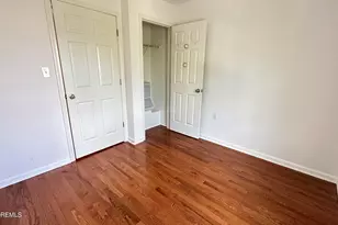 237 Chickadee Ct, Freehold, NJ 07728 - Photo 12