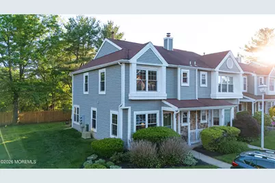 53 Horseshoe Court, Tinton Falls, NJ 07753 - Photo 4