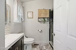 53 Horseshoe Ct, Tinton Falls, NJ 07753 - Photo 16