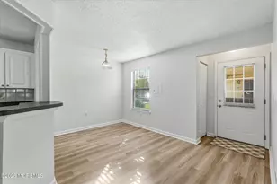 708 Bluebell Dr, Jackson, NJ 08527 - Photo 6