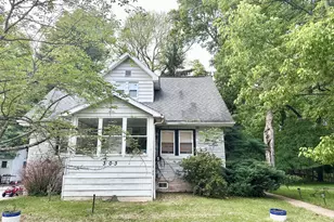303 Stephenson Ave, Middlesex, NJ 08846 - Photo 2