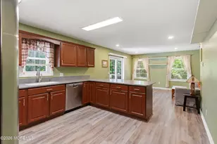 601 Seventh Ave, Toms River Township, NJ 08757 - Photo 8