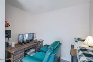 22 W Raritan Dr, Little Egg Harbor, NJ 08087 - Photo 22