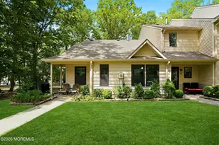 10 Bayberry Ct, Jackson, NJ 08527 - Photo 2