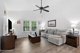 10 Bayberry Ct, Jackson, NJ 08527 - Photo 4