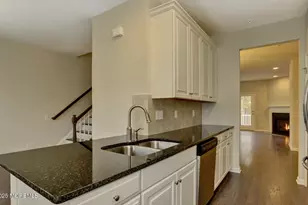 146 Waypoint Dr, Eatontown, NJ 07724 - Photo 12