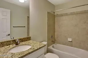 146 Waypoint Dr, Eatontown, NJ 07724 - Photo 4