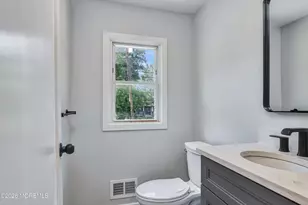 769 Cliffwood Ave, Aberdeen Township, NJ 07735 - Photo 18