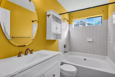 23 Crop Court, Tinton Falls, NJ 07753 - Photo 10