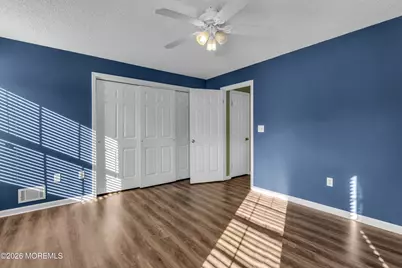 23 Crop Court, Tinton Falls, NJ 07753 - Photo 12