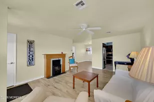 18 S Chestnut Ave, Whiting, NJ 08759 - Photo 8