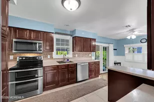 18 S Chestnut Ave, Whiting, NJ 08759 - Photo 10