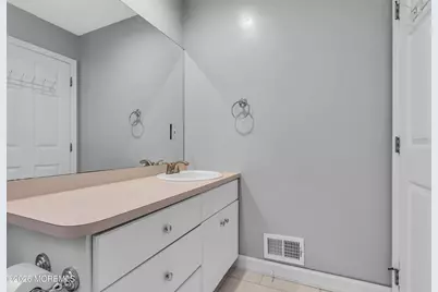 412 Broadway, Point Pleasant Beach, NJ 08742 - Photo 20