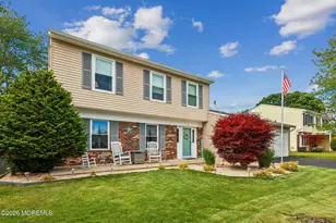 7 Stowe Ln, Howell Township, NJ 07731 - Photo 2