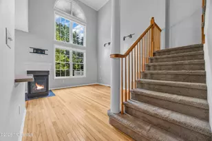 10 Deepwater Cir, Manalapan Township, NJ 07726 - Photo 6