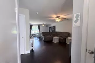 1270 Holmes Ct, Neptune City, NJ 07753 - Photo 4