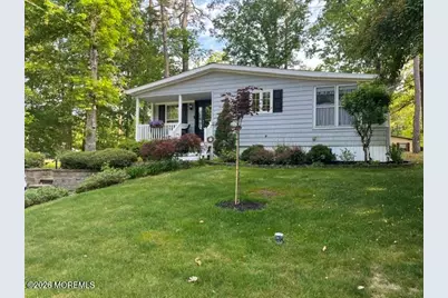 39 Hibiscus Place #A, Jackson, NJ 08527 - Photo 2